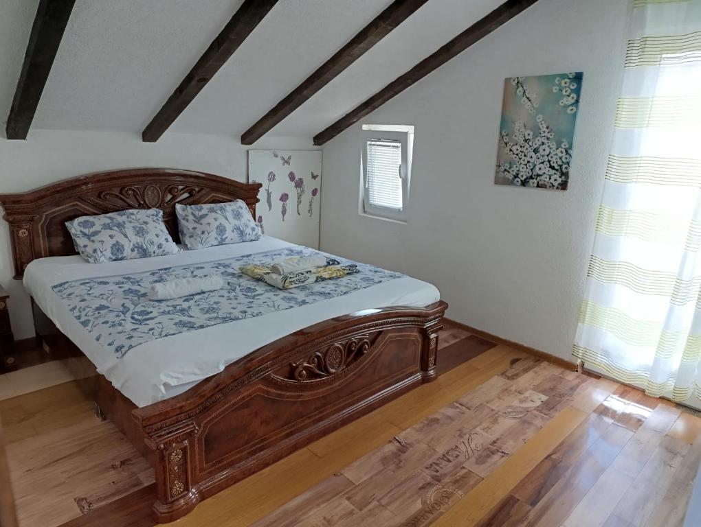 Green Valley GV - 17