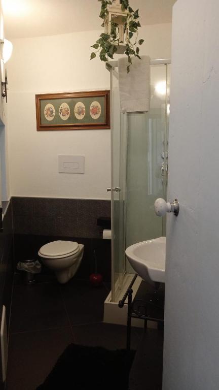 BeeClaire Guest House - 19