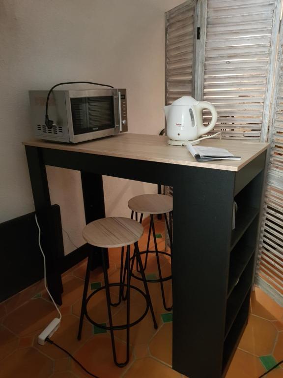 Foto dalla galleria di Studio en voûte a Bauduen