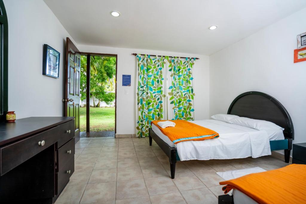 Afbeelding uit fotogalerij van Hotel Isla Grande in Colón