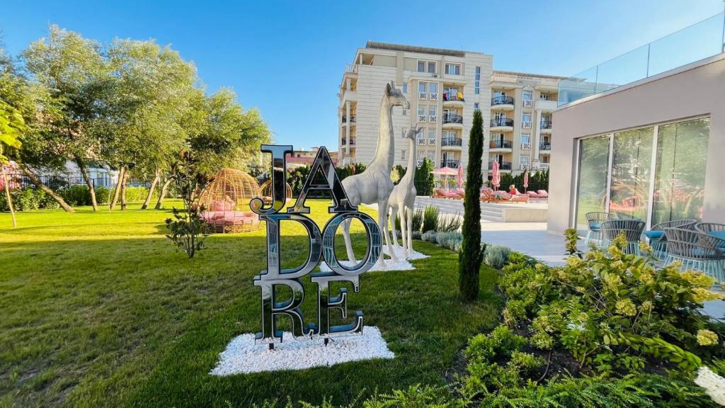 JADORE Secret Garden Panoramic Studio