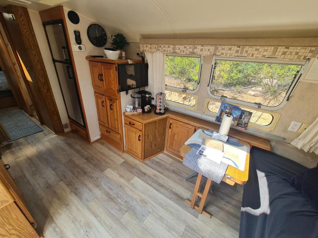 Φωτογραφία από το άλμπουμ του Country Mountain Airstream σε Divide