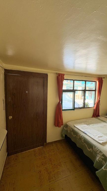 Hotel Zaragoza - Budget Tweepersoonskamer