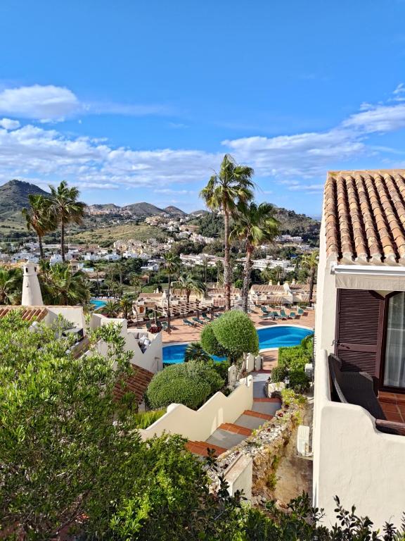a view of the pool from the house at Casa de Ensueño - exklusive Villa mit 3 Schlafzimmern, 3 Bädern, 4 Terrassen mit Panoramaausblick in Atamaría