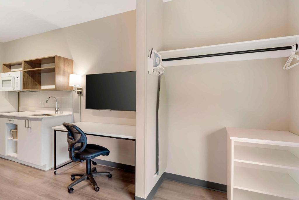 Extended Stay America Premier Suites - Charlottesville photo