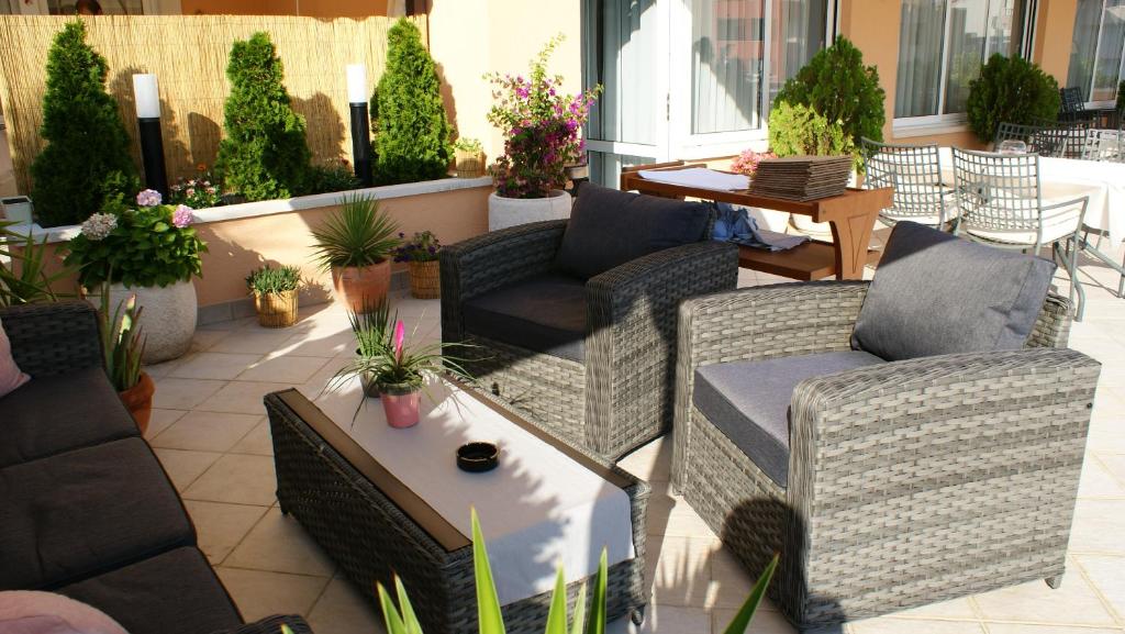 Istumisnurk majutusasutuses Hotel Rosina