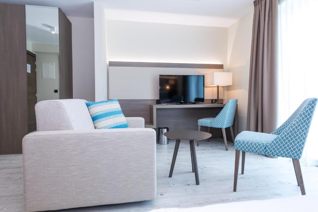 TV a/nebo společenská místnost v ubytování Hotel Petrčane