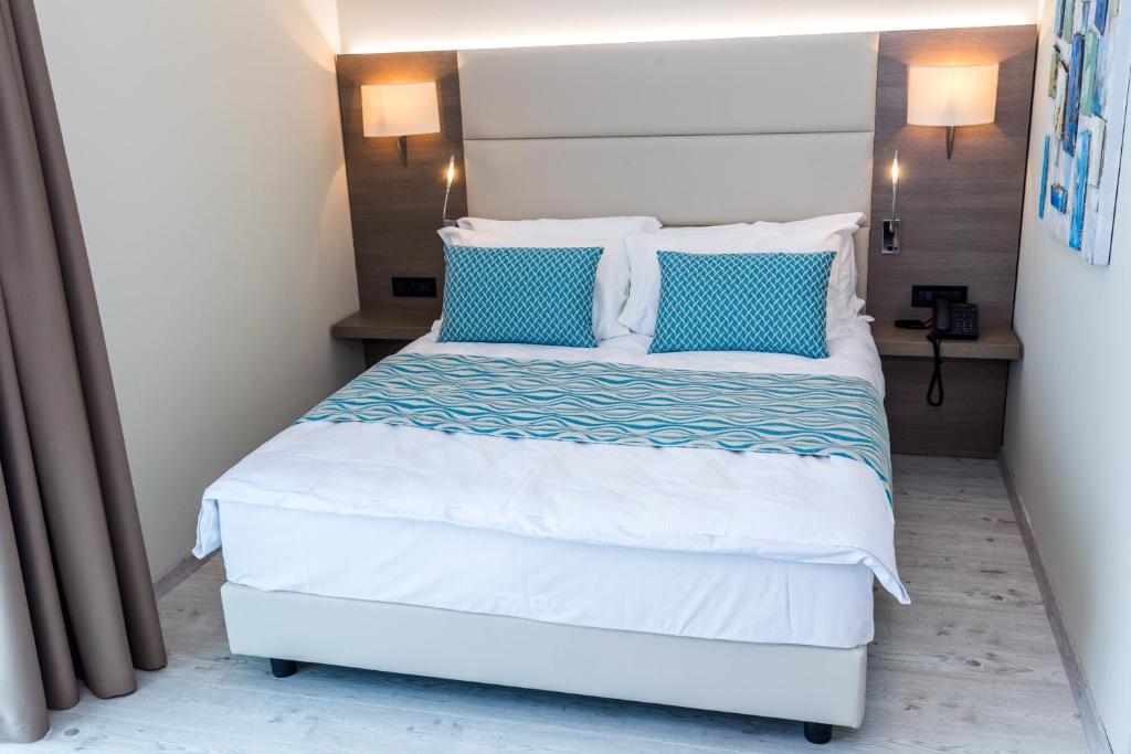 Hotel Petrčane - Luxe Tweepersoonskamer Met Balkon