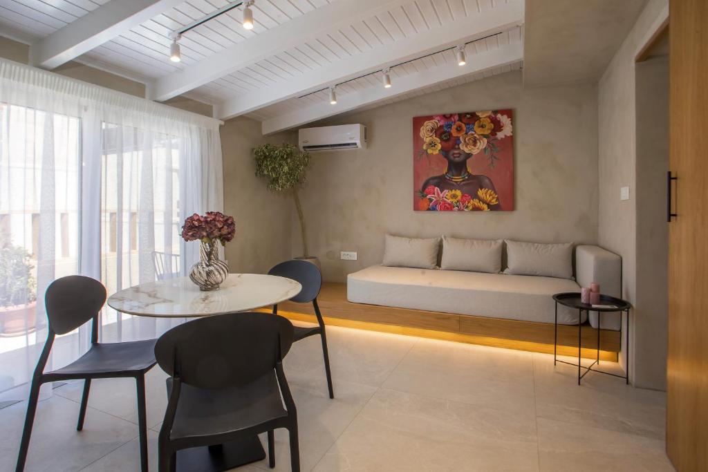 New Town Deluxe Loft