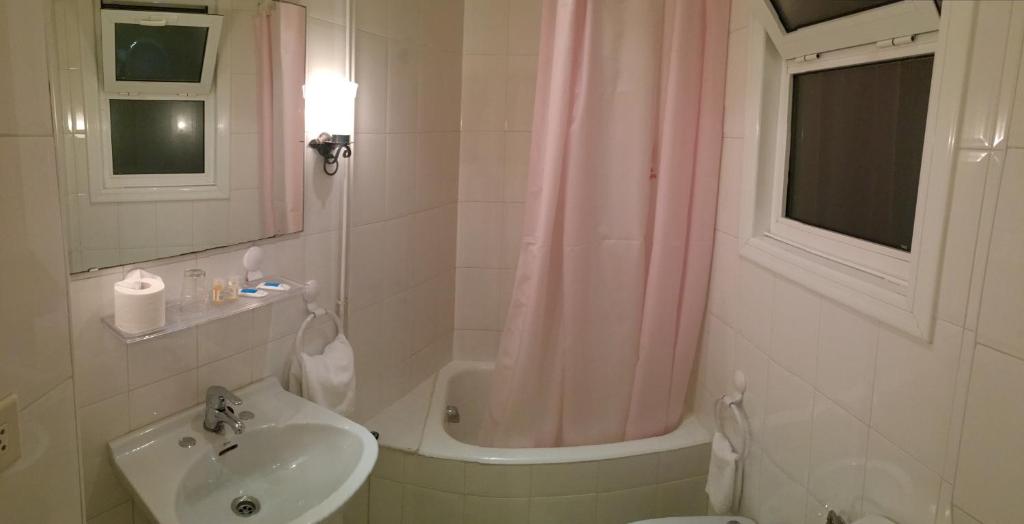 Hotel Bayona - Double Or Twin Room