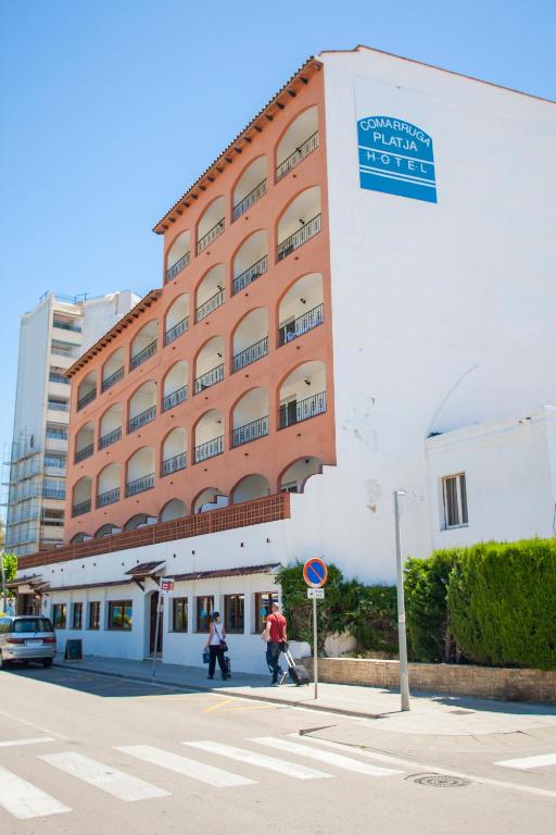 Fotografia z galérie ubytovania Hotel Comarruga Platja v destinácii Comarruga