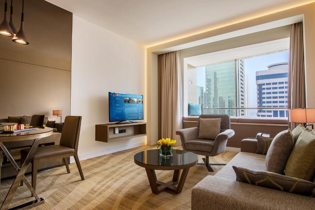 TV a/nebo společenská místnost v ubytování Towers Rotana - Dubai