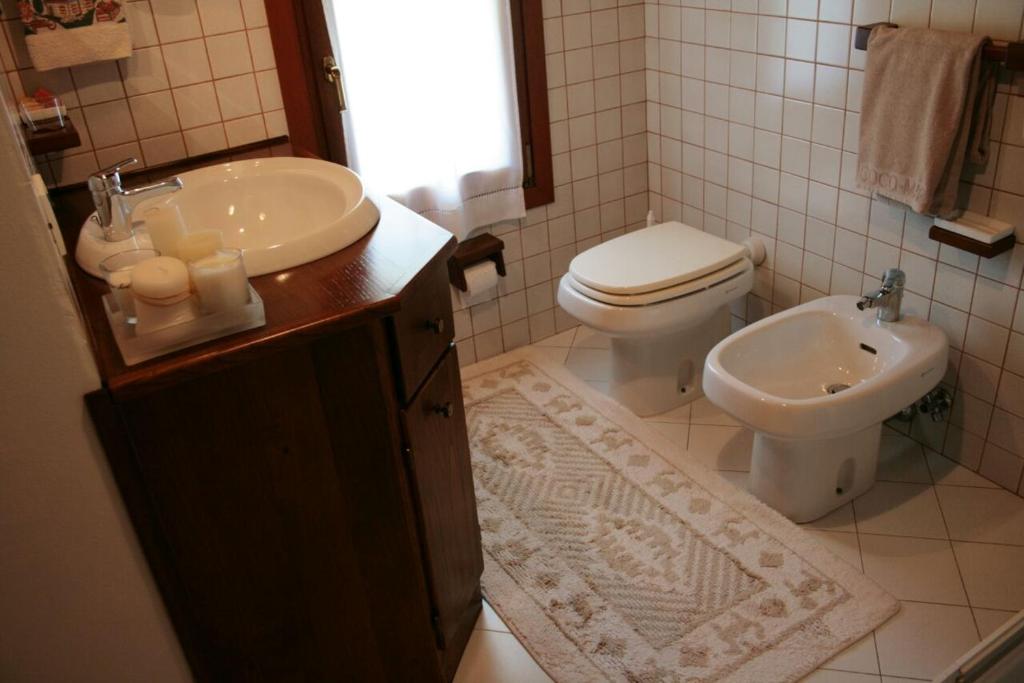 A bathroom at B&B Santa Fosca