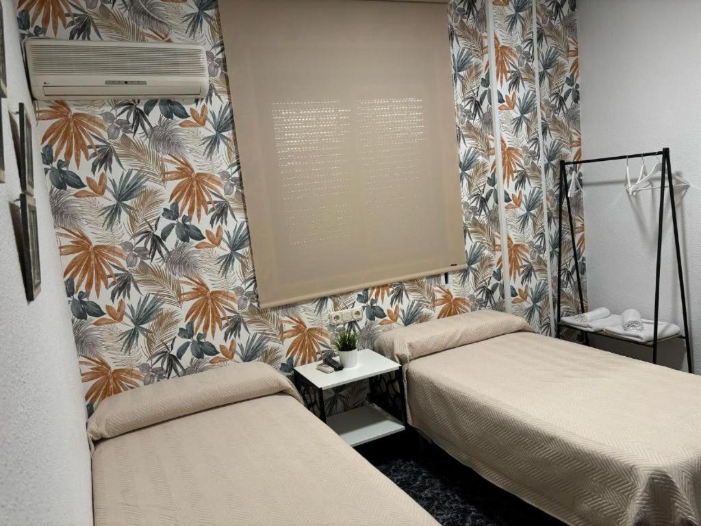 Hostal Restaurante La Noria - Twin Room