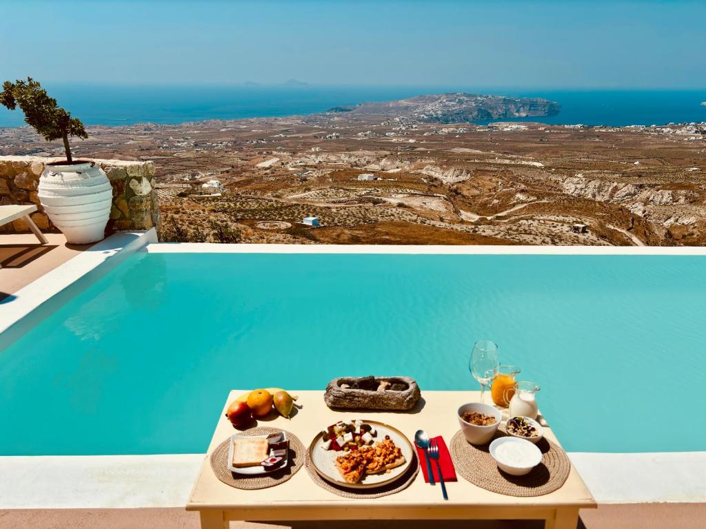 Foto 4 de Zatrikion Santorini Villas