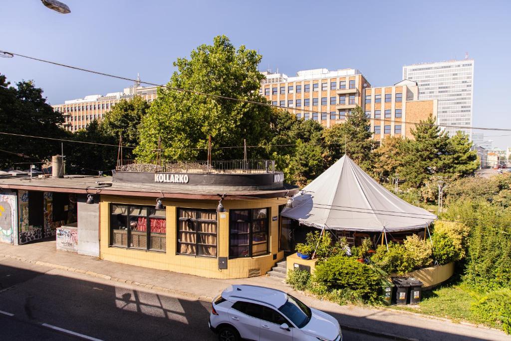 Blue Lotus Apartments - Resim 42