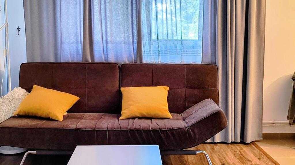 Ruang duduk di Apartment in the heart of Iasi