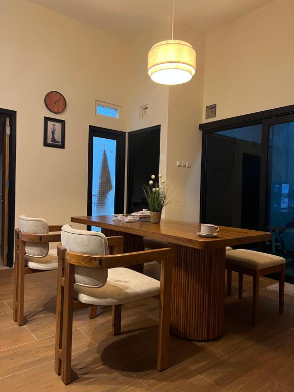 Μια τηλεόραση ή/και κέντρο ψυχαγωγίας στο Villa Indah