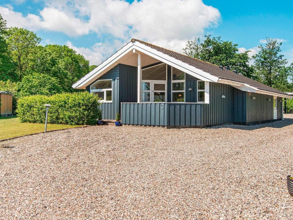 Budova, kde se prázdninový dům nachází