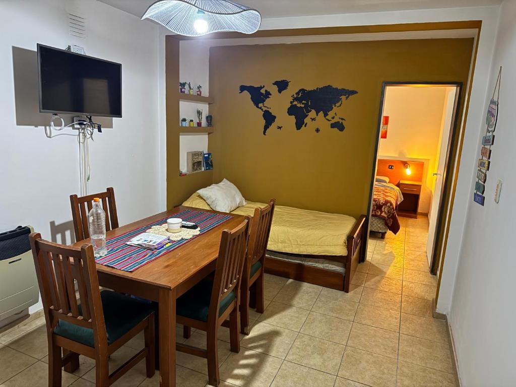 Μια τηλεόραση ή/και κέντρο ψυχαγωγίας στο Departamento céntrico San Juan