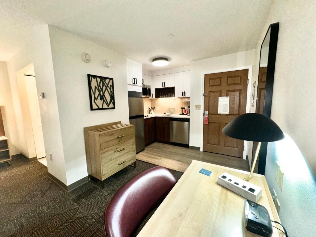 Staybridge Suites East Stroudsburg - Poconos by IHG photo