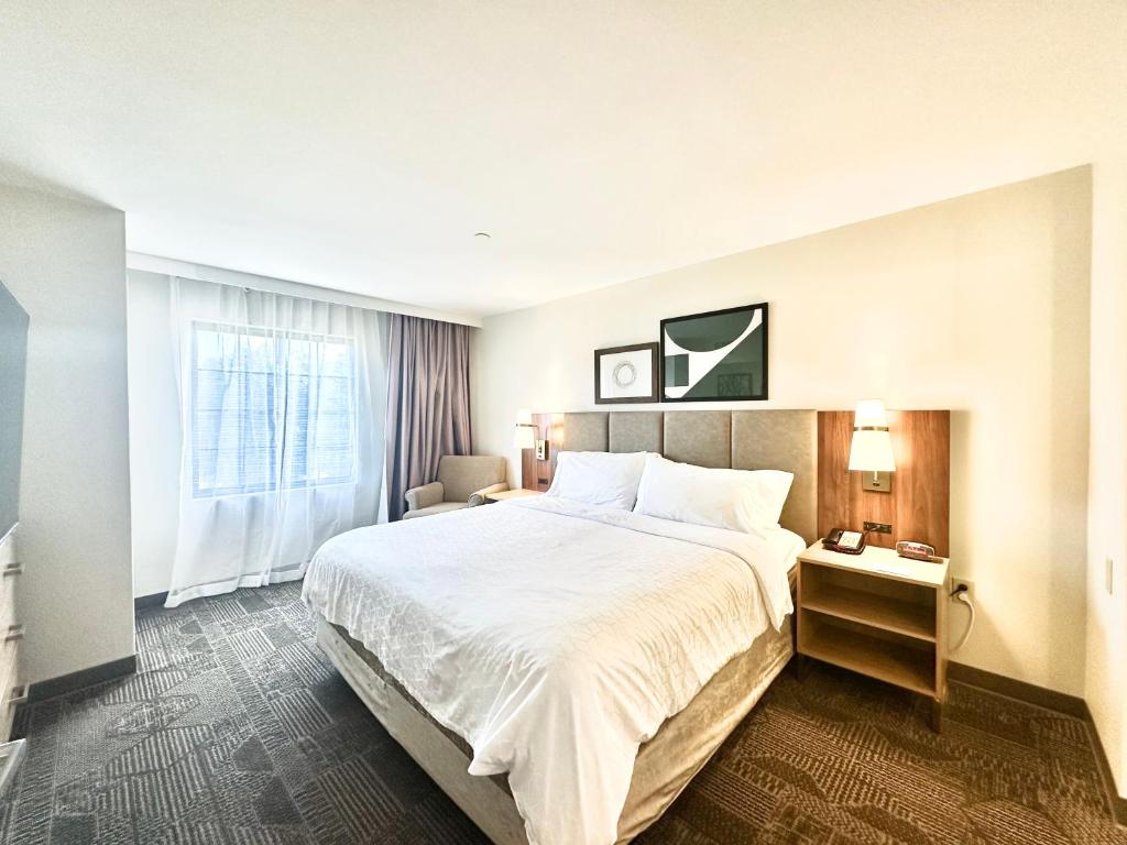 Staybridge Suites East Stroudsburg - Poconos by IHG photo
