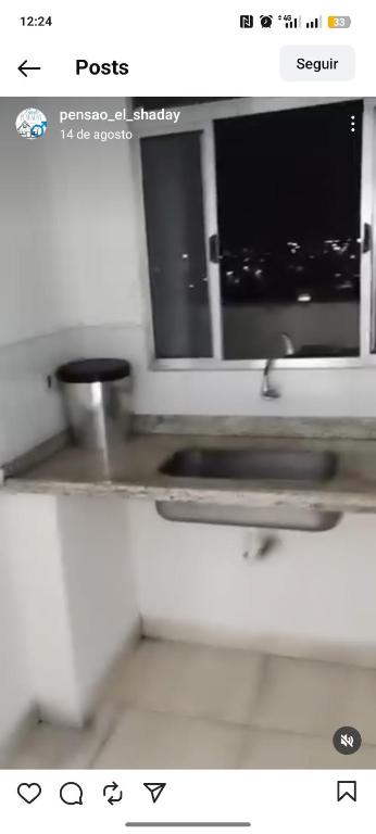 Dapur atau dapur kecil di Pensão El Shaday compartilhada
