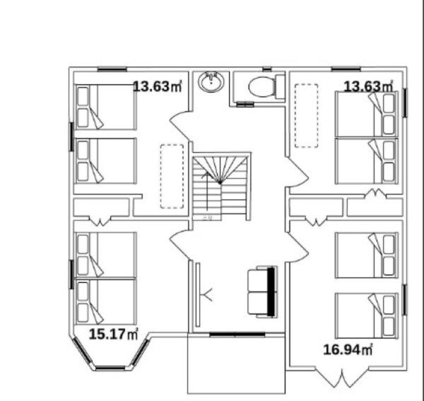 un dibujo de un plano del suelo de una casa en 軽井沢の森に佇む英国様式白の宮殿 薪ストーブある5ldk ポーラーリゾート軽井沢ミューズ, en Naganohara