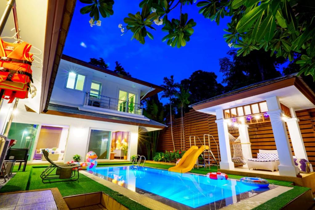 Bazén v ubytování Seabreeze Family Retreat Pool Villa,Pet friendly nebo v jeho okolí
