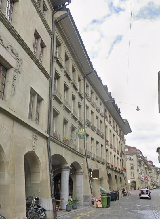 Great Double Apart in Old Town Bern - Resim 6