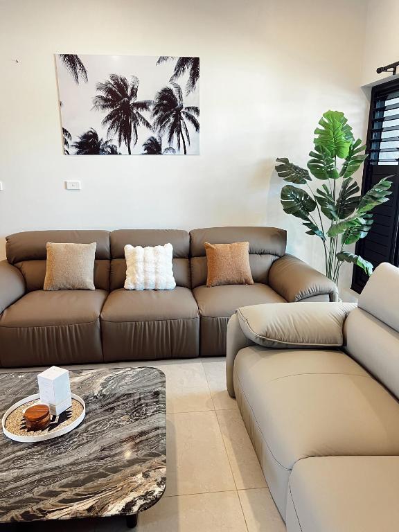 NEW Coral Bay 2Bdrm Apartment - Wailoaloa, Palm Beach Estate