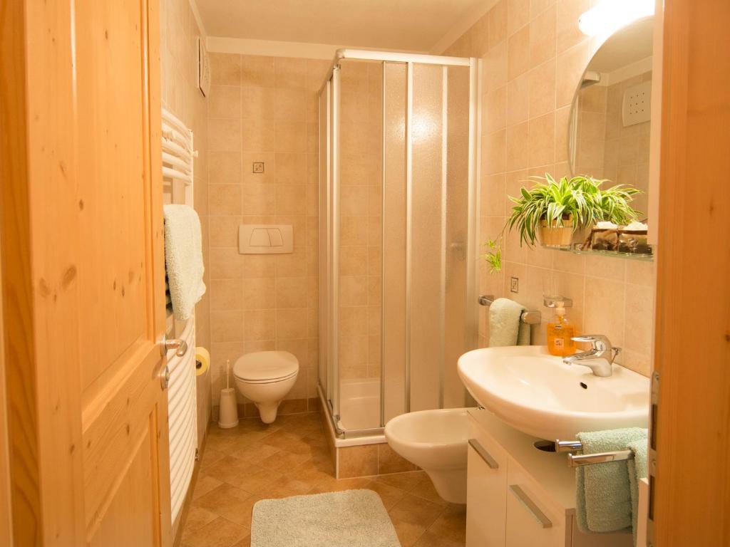 Koupelna v ubytování Oberbaumgartnerhof