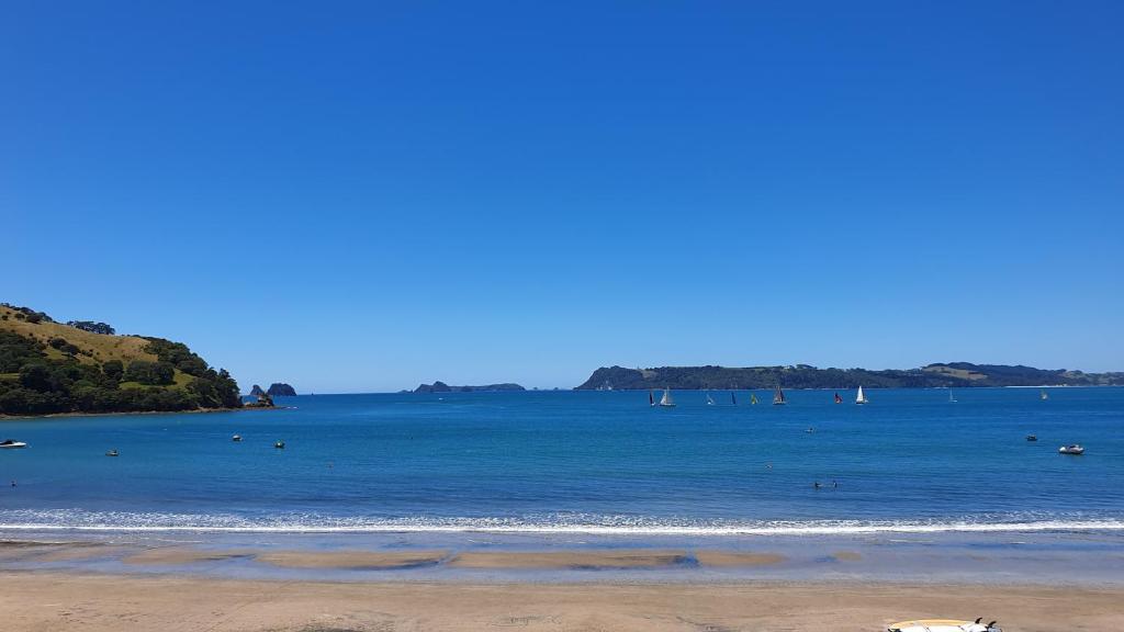 Beachsider upstairs - Resim 9