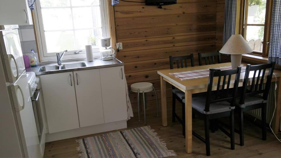 Köök või kööginurk majutusasutuses Gånarps backaväg 39