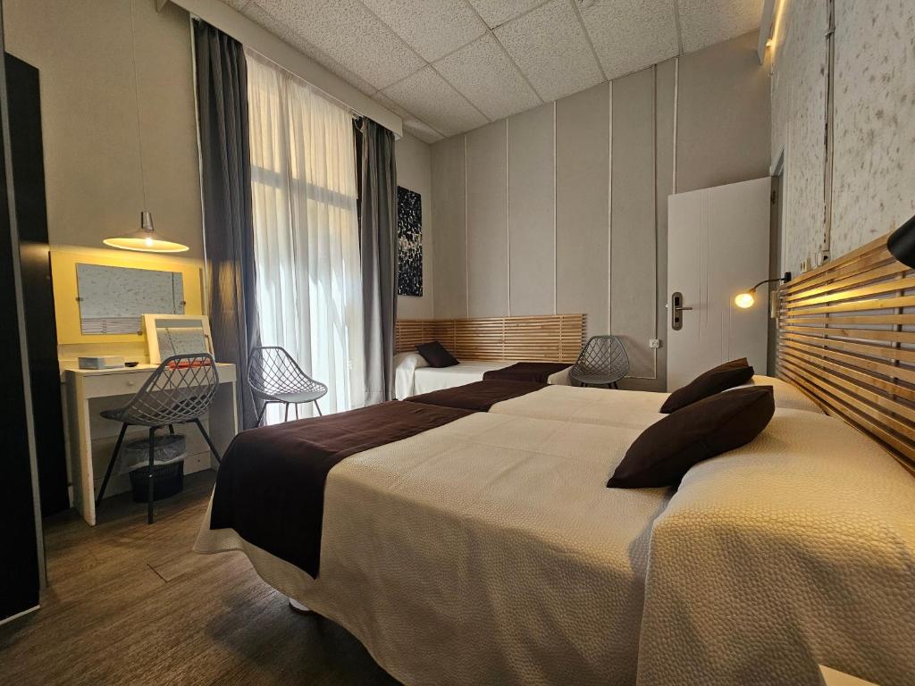 
Triple Room with Balcony
