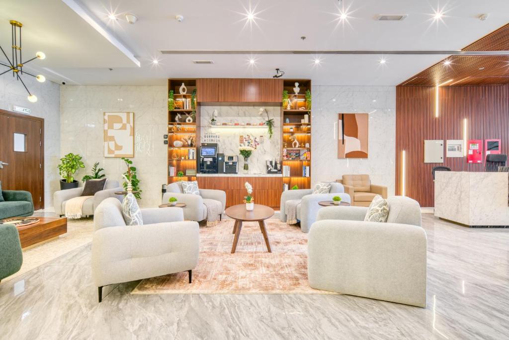 Stella Stays Lana Tower - Resim 14