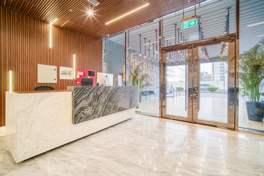 Stella Stays Lana Tower - Resim 10