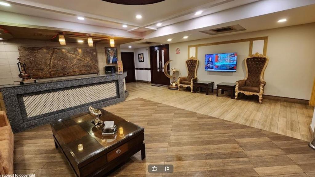 AL NOOR HOTEL