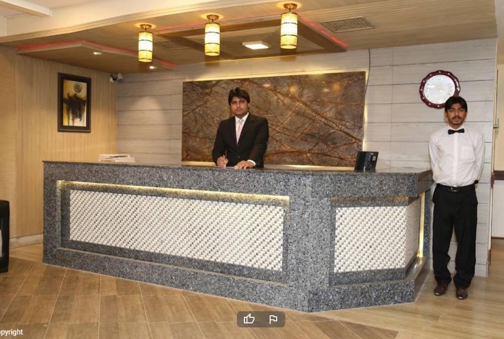 AL NOOR HOTEL