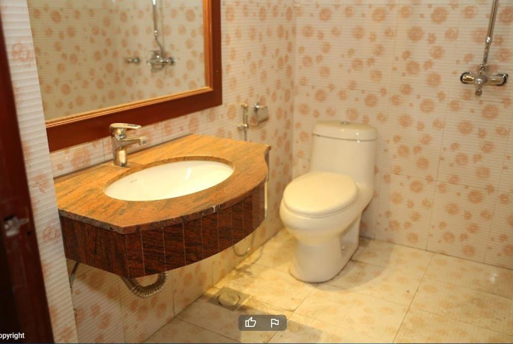 AL NOOR HOTEL