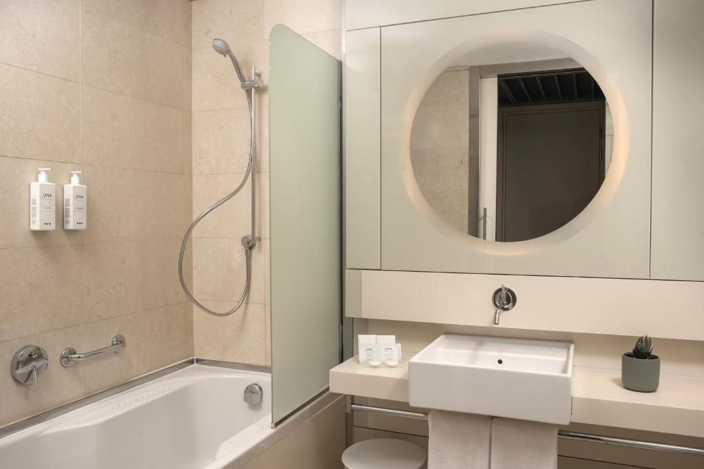 UNA Hotels Bologna Centro - Resim 36