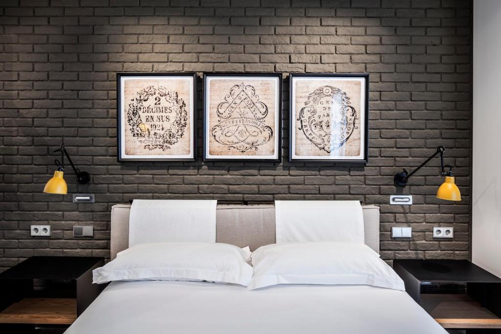 Midtown Apartments - 11