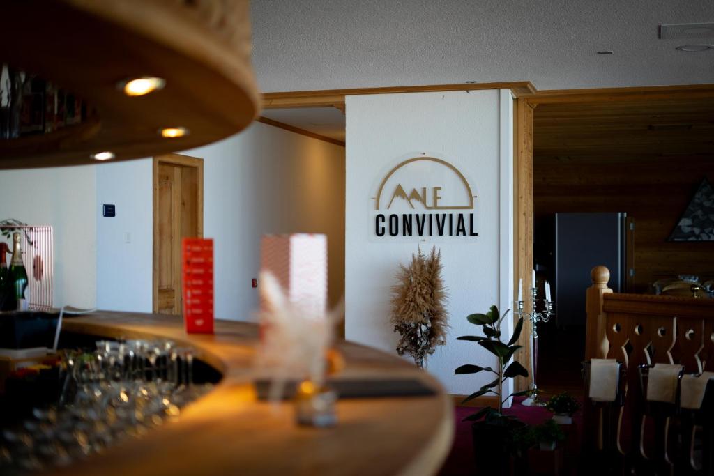 Hôtel Chalet Royal - Resim 20