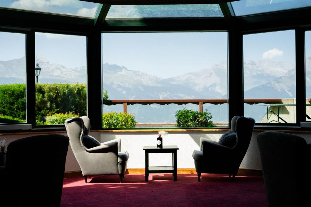 Hôtel Chalet Royal - Resim 28