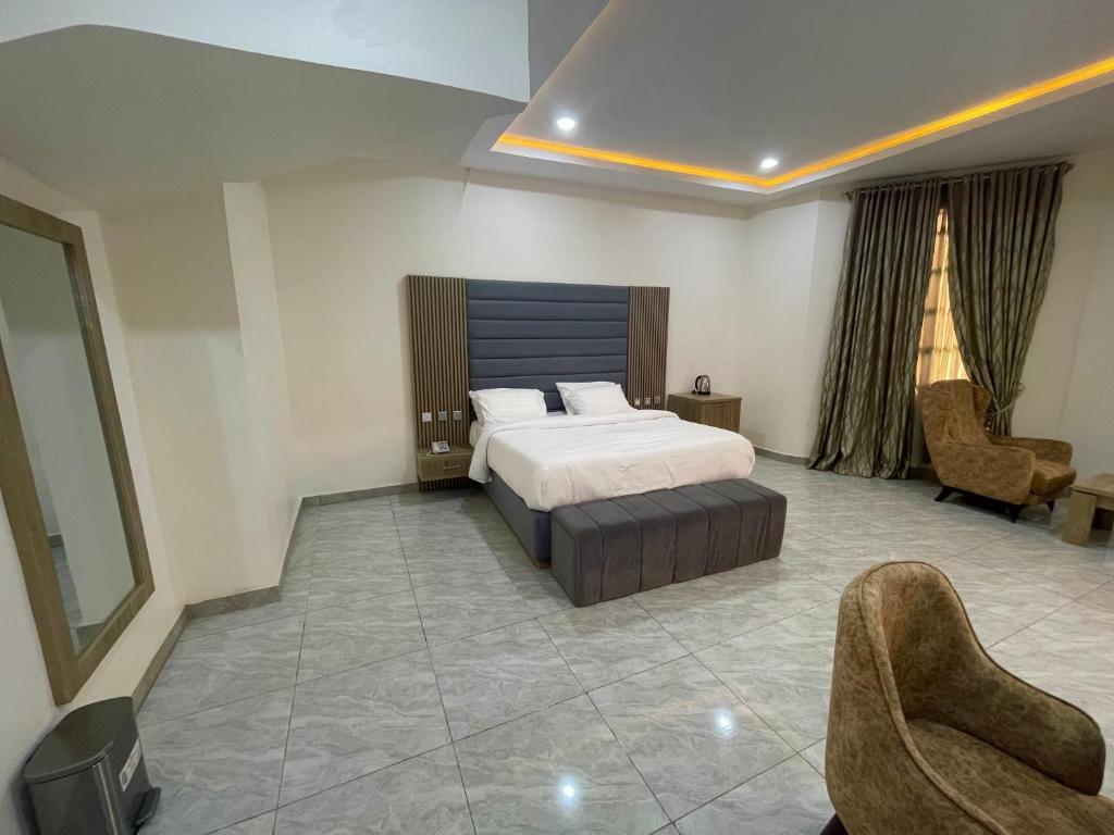 Gallery image of Uniglobe Hotel and Apartments in Gwarinpa