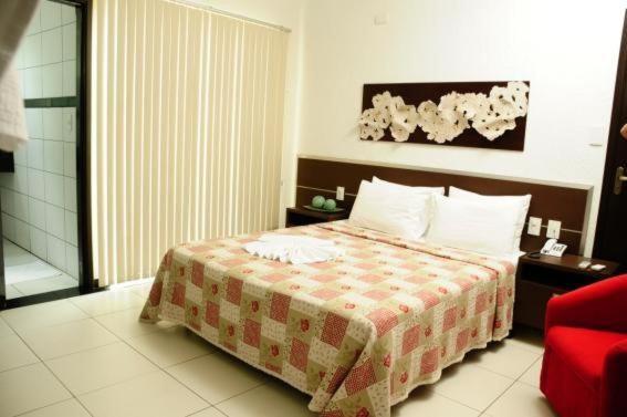  Garden Hotel