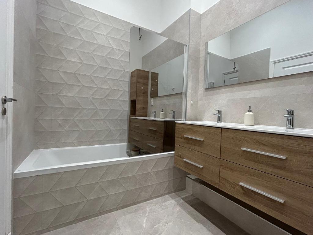 Appartement Avenue Feuchères Arènes