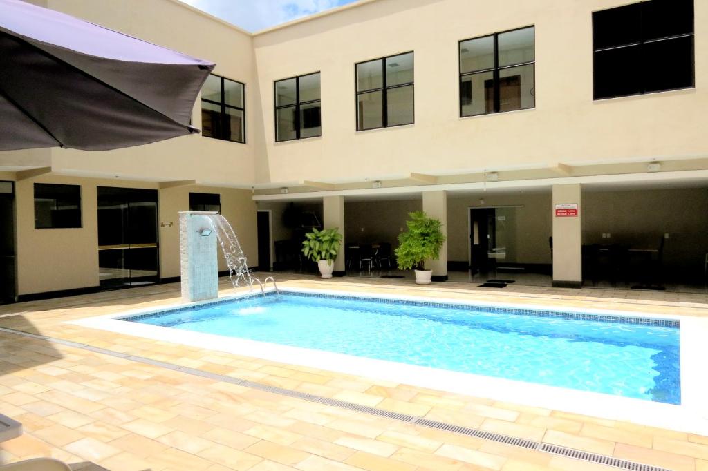  Max Hotel