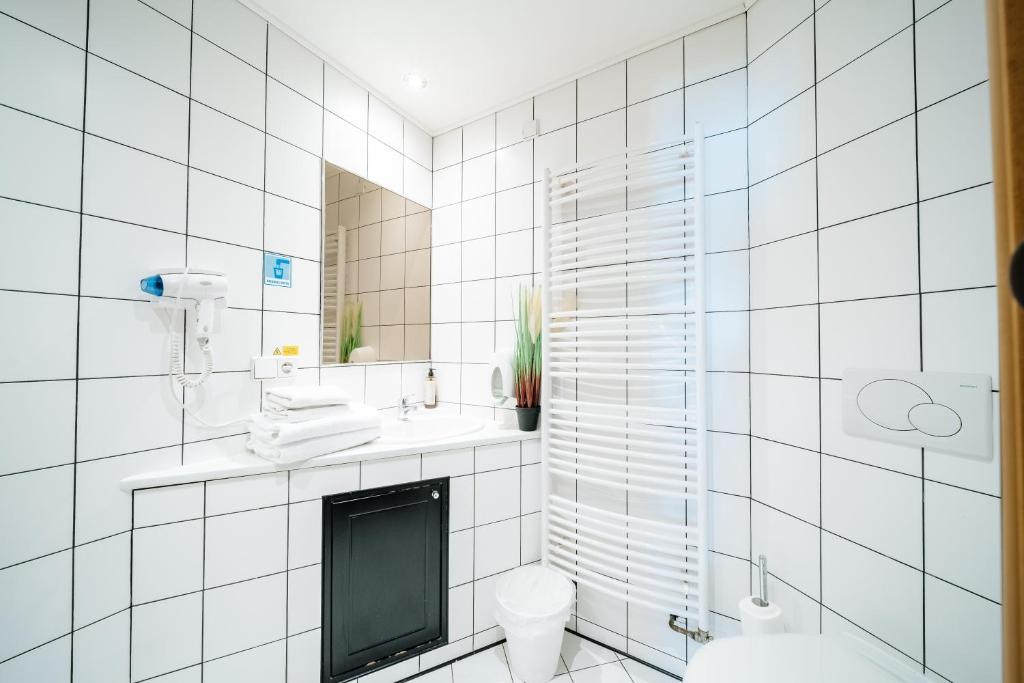 Smichov MixHause Residence by Wagnerstays - Resim 35