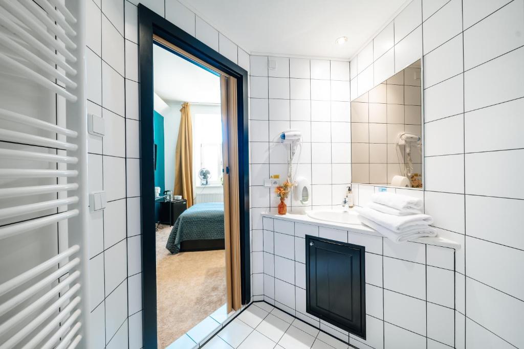 Smichov MixHause Residence by Wagnerstays - Resim 39